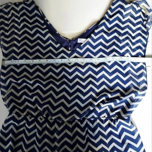 Speechless Womens Blue & White Chevron Dress Size XL. - Picture 9 of 11